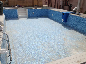 Fiberglass Swimming Pool